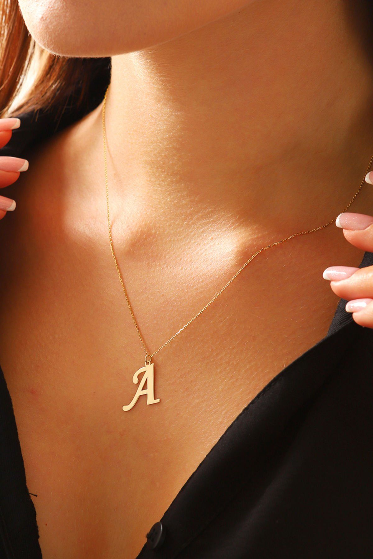 MOOM MÜCEVHERAT Kadın 14 Ayar Altın Harf Kolye El işi A & Z Harfi Altın Kolye Zincirli Harf Kolye 42 Cm A