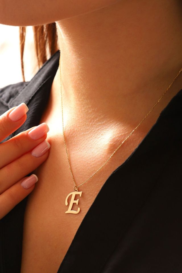 MOOM MÜCEVHERAT Kadın 14 Ayar Altın Harf Kolye El işi A & Z Harfi Altın Kolye Zincirli Harf Kolye 42 Cm E