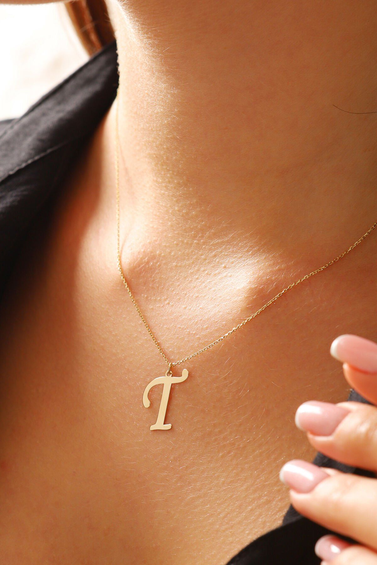 MOOM MÜCEVHERAT Kadın 14 Ayar Altın Harf Kolye El işi A & Z Harfi Altın Kolye Zincirli Harf Kolye 42 Cm T