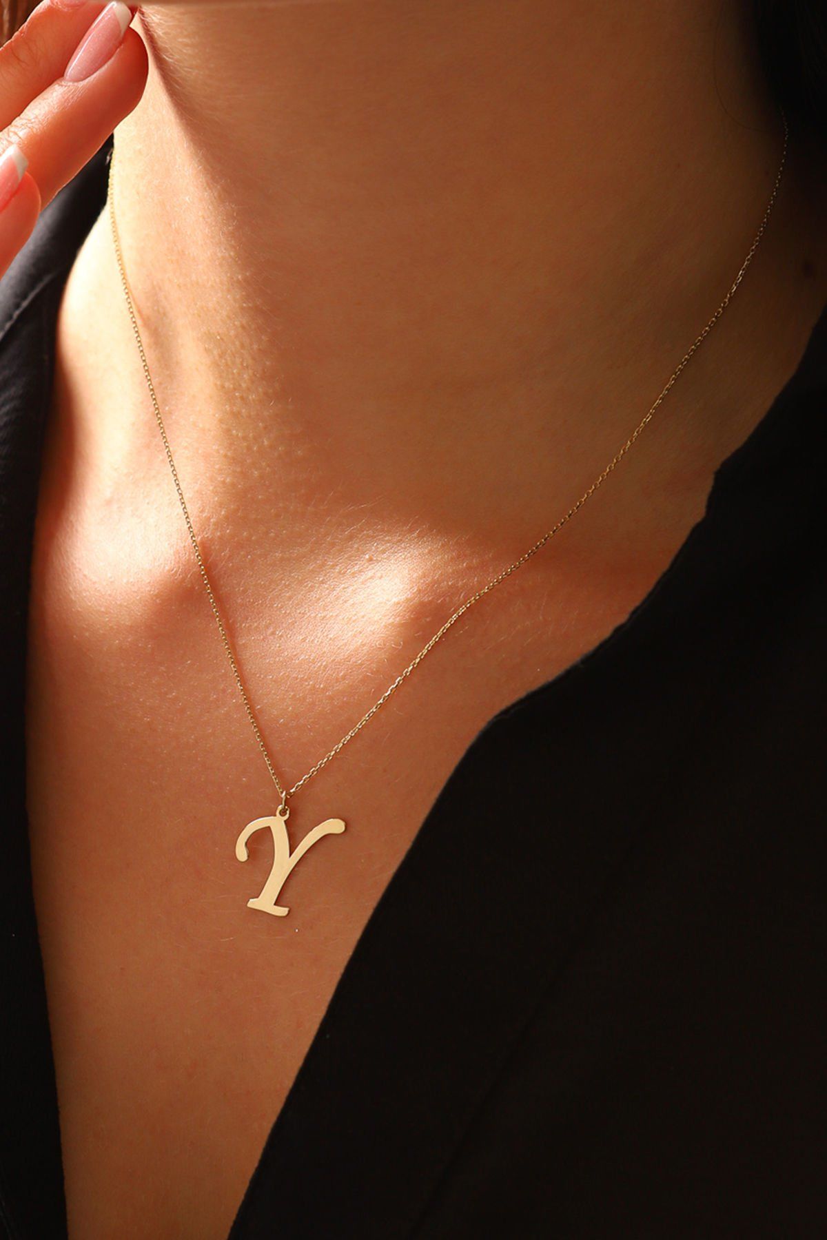MOOM MÜCEVHERAT Kadın 14 Ayar Altın Harf Kolye El işi A & Z Harfi Altın Kolye Zincirli Harf Kolye 42 Cm Y