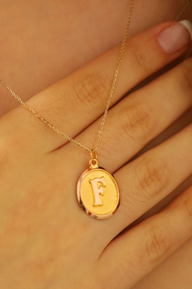 Moom Mücevherat Kadın 14 Ayar Altın Harf Kolye Nostaljik Oval A & Z Harf Altın Kolye Zincirli 42 Cm F