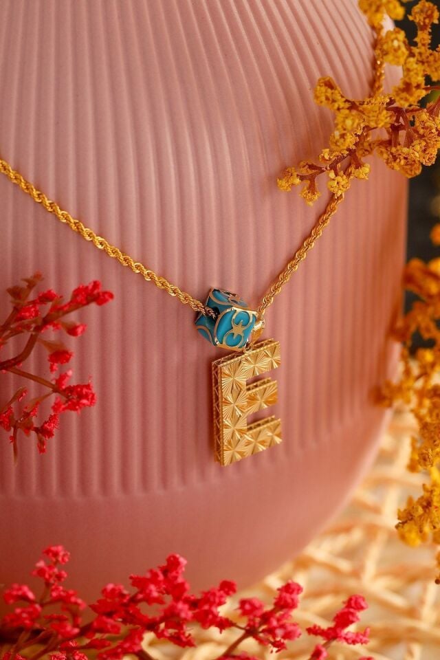 Kadın 14 Ayar Altın 2cm Halat Zincirli Ve Full Üzeri Kalemli Italyan Harf Serisi