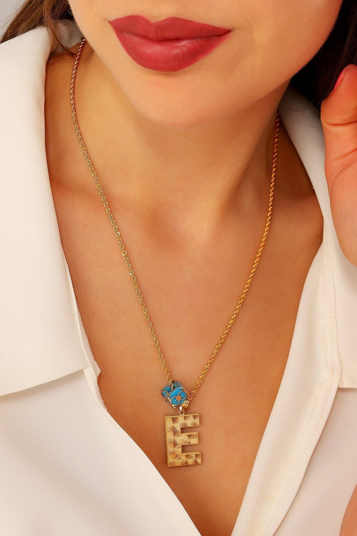 Kadın 14 Ayar Altın 2cm Halat Zincirli Ve Full Üzeri Kalemli Italyan Harf Serisi