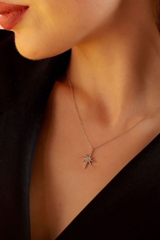 Kadın 14 Ayar Altın Kutup Yıldızı Kolye