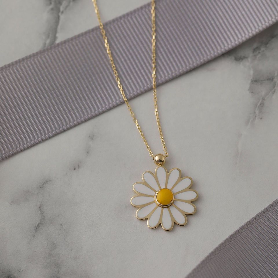 Moom Mücevherat Kadın 14 Ayar Altın Mineli Papatya Kolye ''45 cm''
