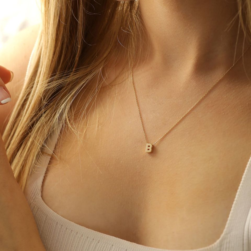MOOM MÜCEVHERAT 14 Ayar 3 Boyutlu A & Z Harfi Zincirli Kolye B