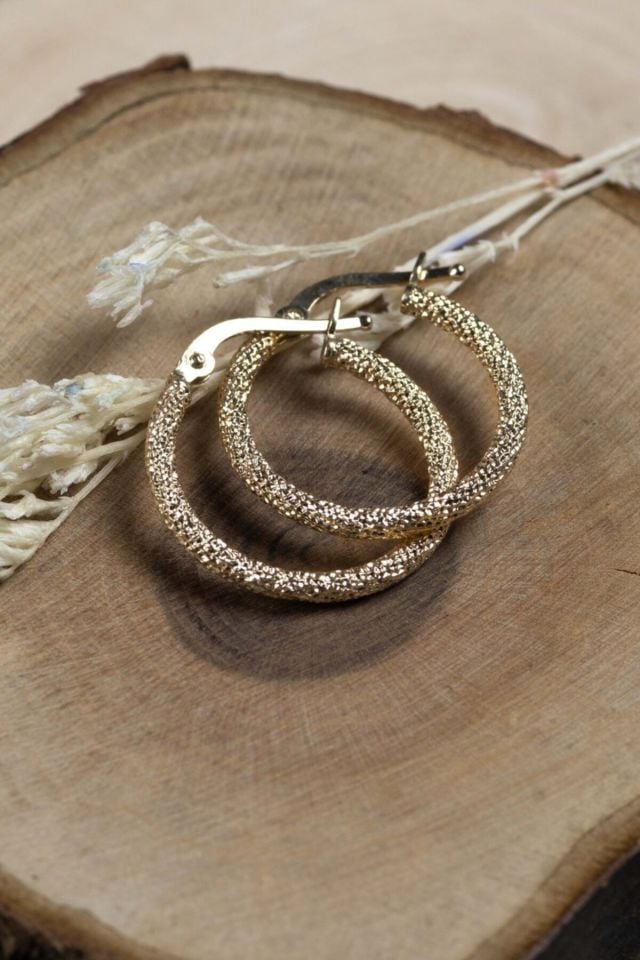 Moom Mücevherat Kadın 14 Ayar Altın Lazer Desenli Halka Küpe