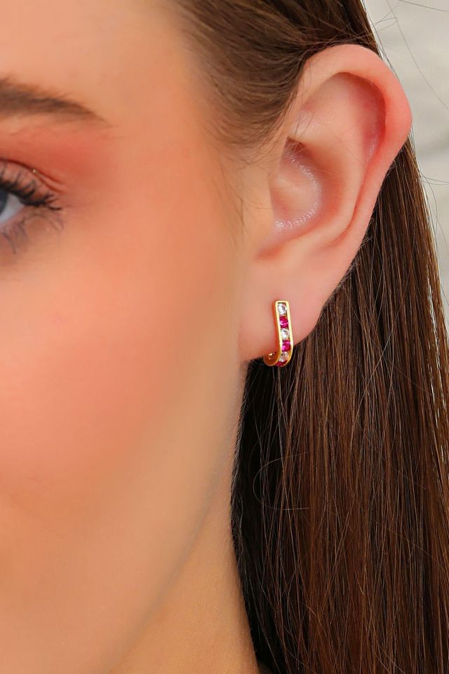 Moom Mücevherat 14 Ayar Altın Küpe Kırmızı Taşlı Çocuk küpesi