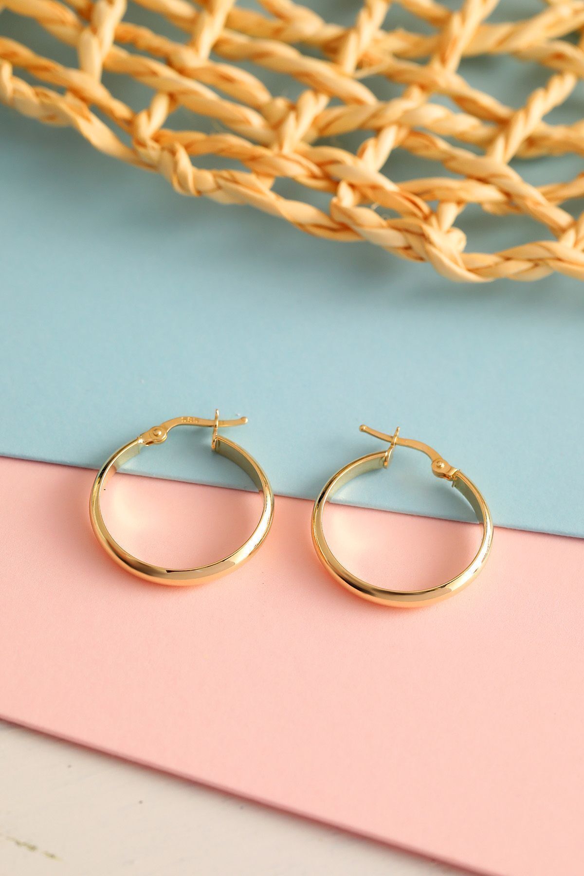 14 Ayar Altın Küpe Bombeli Alyans Modeli Halka Küpe 2,5 Cm Çapında