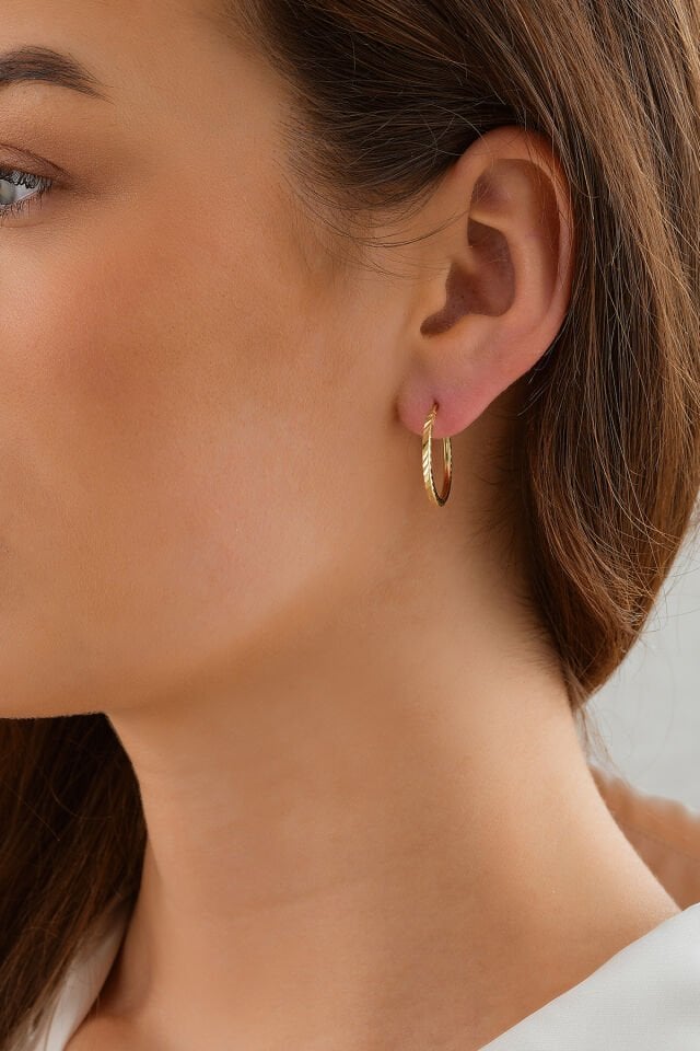 14 Ayar Altın Desenli Gizli Kilit Halka Küpe