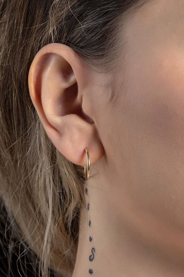 Moom Mücevherat Kadın  2.1 cm  orta boy 14 Ayar Altın Halka Küpe