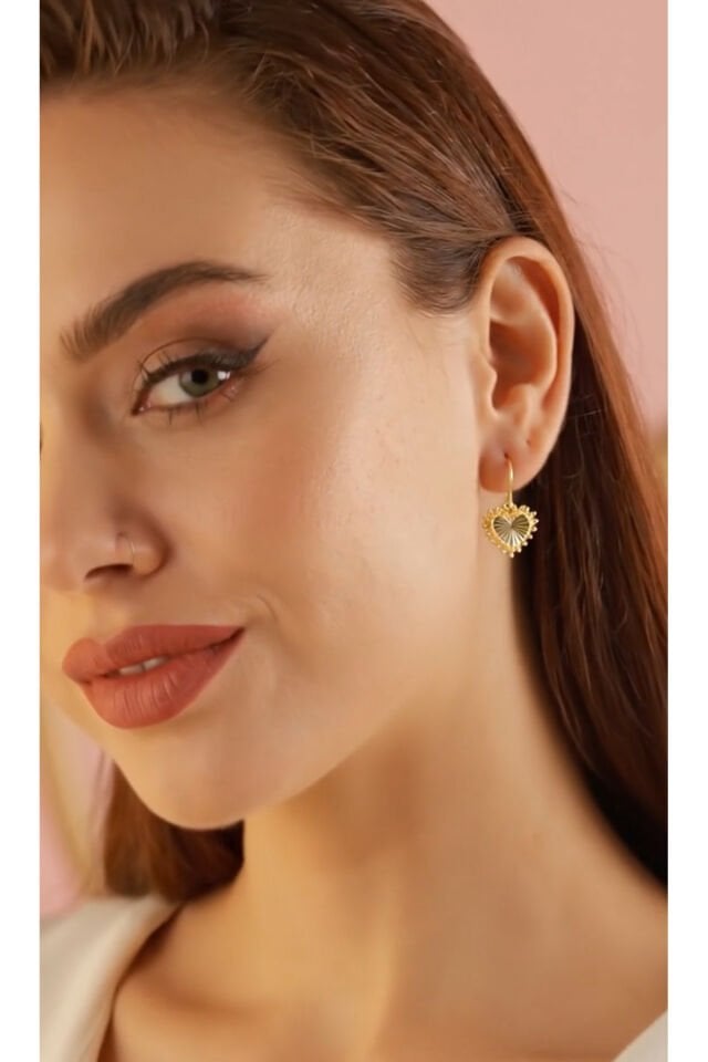 Kadın 14 Ayar Altın Kırmızı Telkari Kalpli Küpe