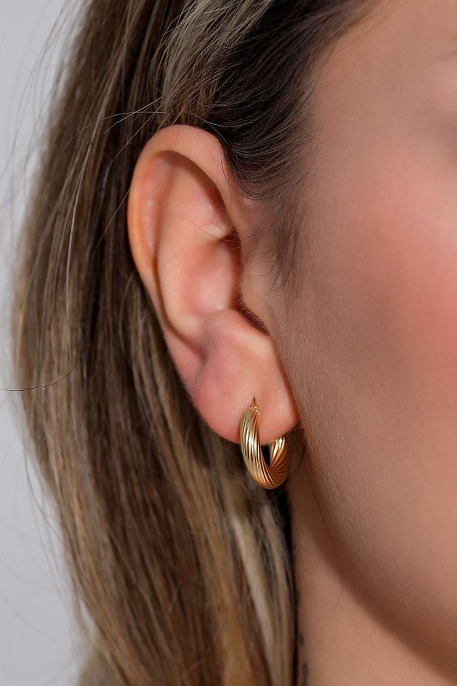 Moom Mücevherat Kadın İtalyan Halka Küpe 14 Ayar Altın (1,8 cm)