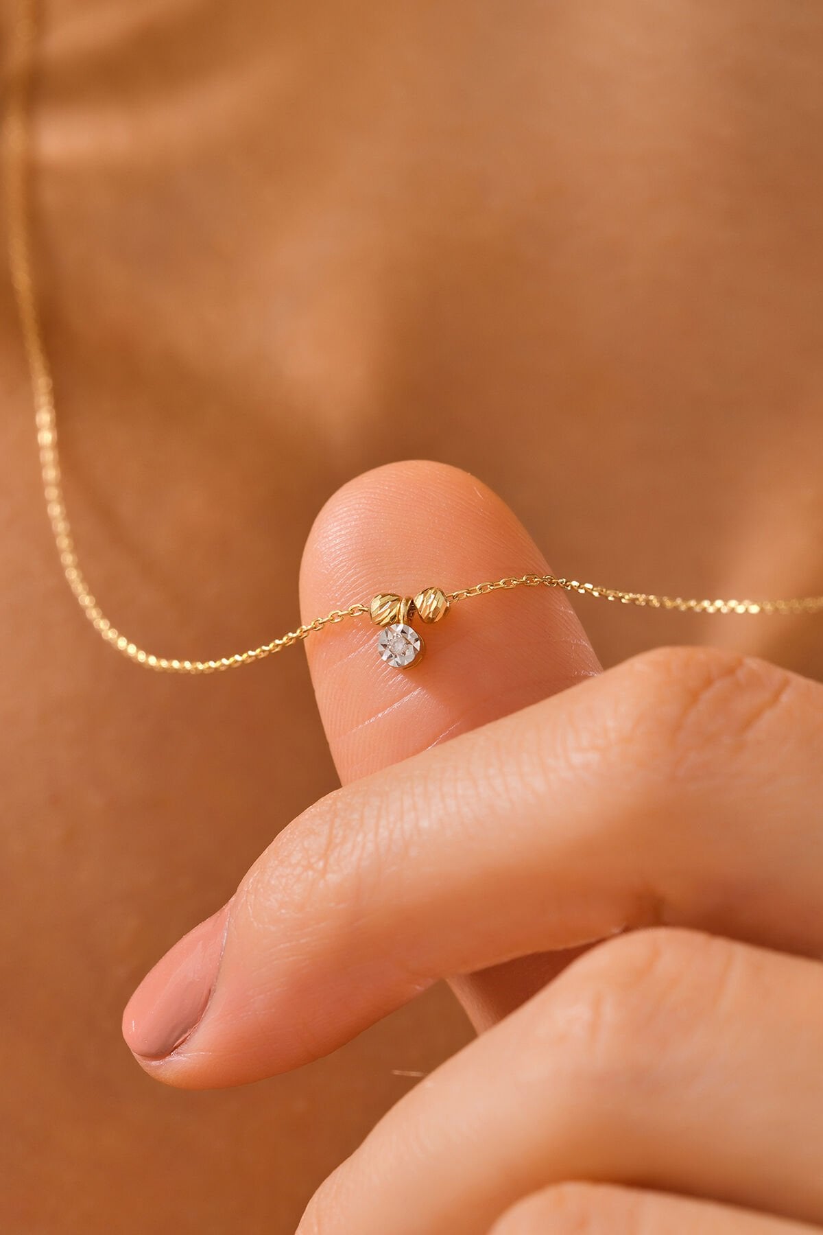 14 Ayar Altın Mini Dorika Toplu Pırlanta Kolye Efektli