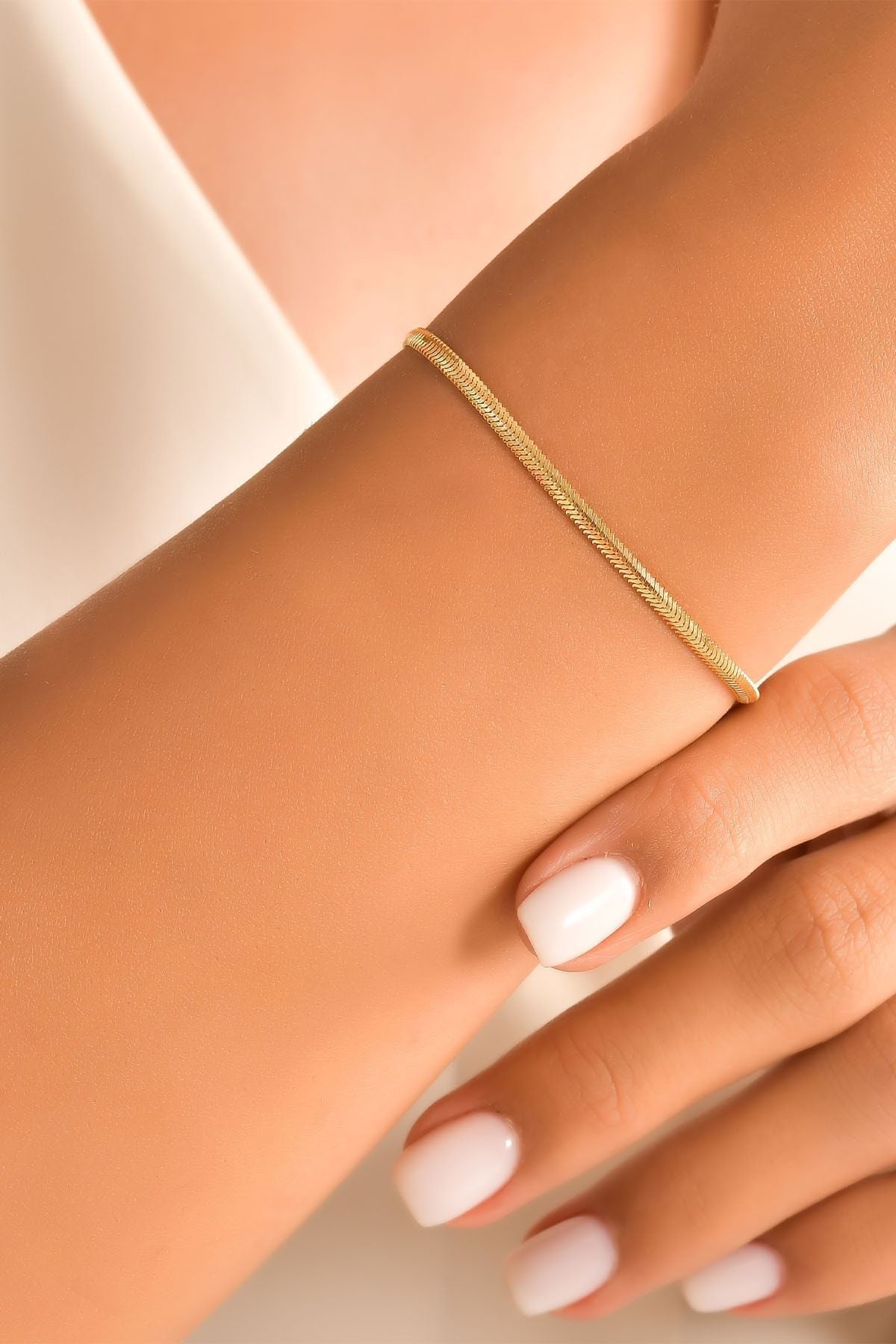 Kadın 14 Ayar Altın Balık Sırtı Bileklik