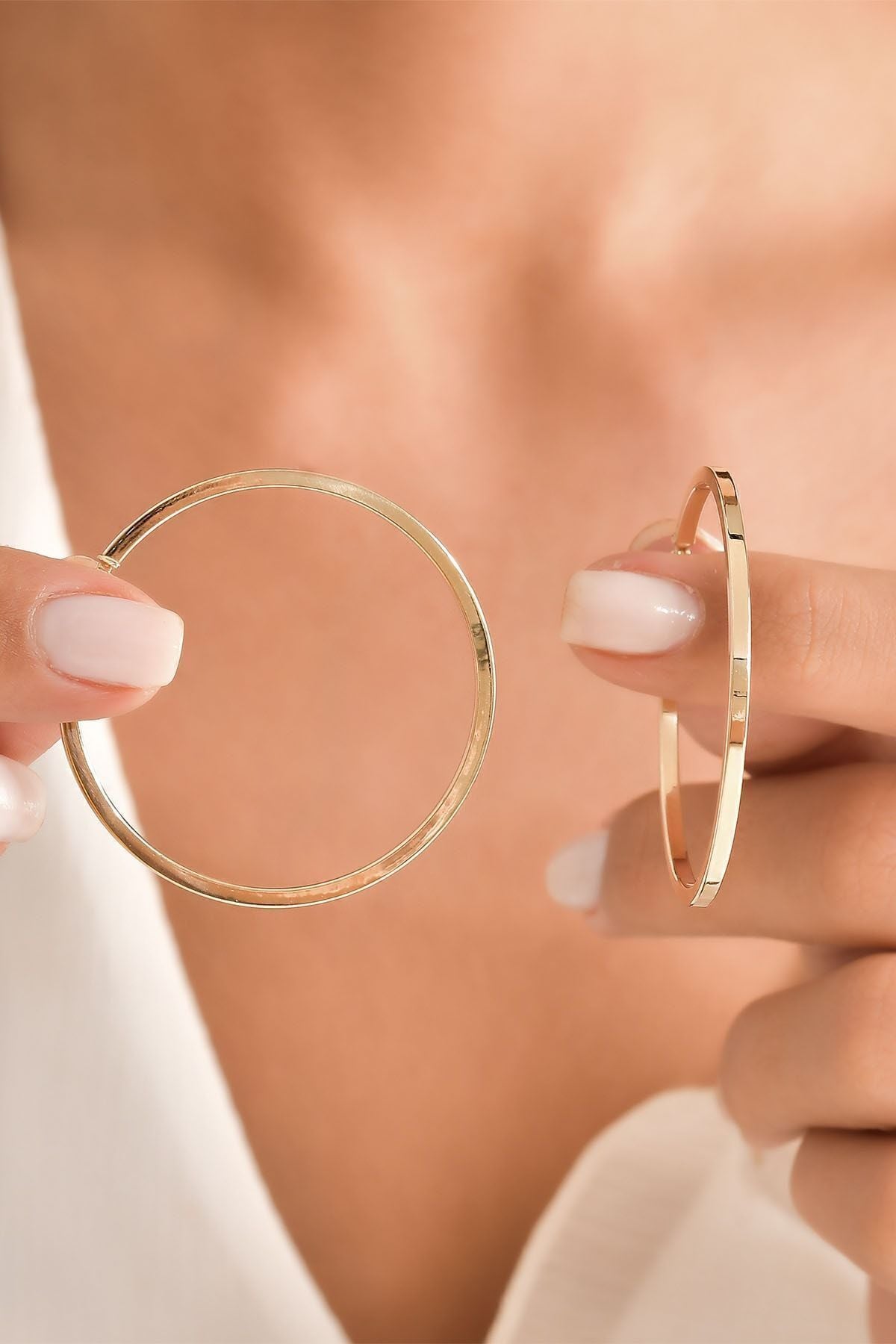 Kadın 14 Ayar Altın Köşeli Halka Küpe