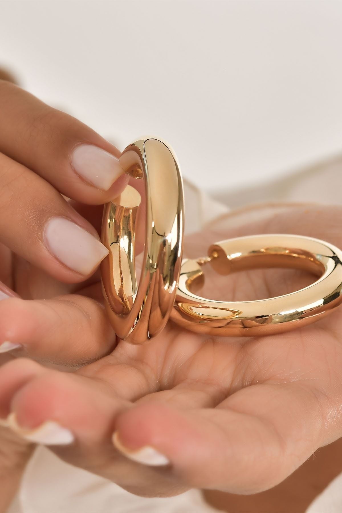 Kadın 14 Ayar Altın Halka Küpe