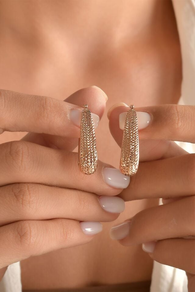 Kadın 14 Ayar Rose Altın V Küpe