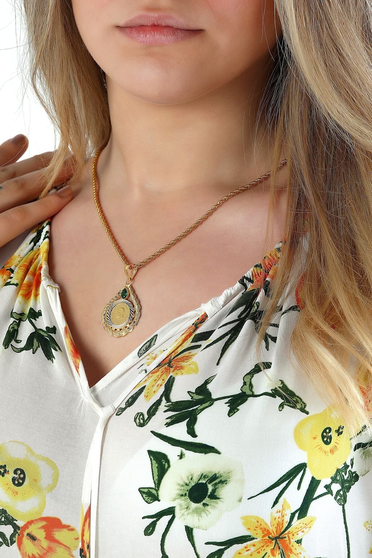 Kadın 14 Ayar Altın Taşlı Damla Model Çerçeve Kolye Ucu