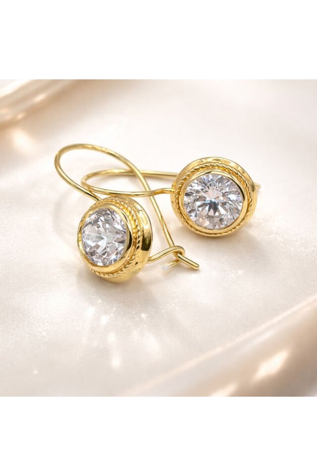 Moom Mücevherat Kadın 14 Ayar Altın Sallantılı Tek Taş Küpe