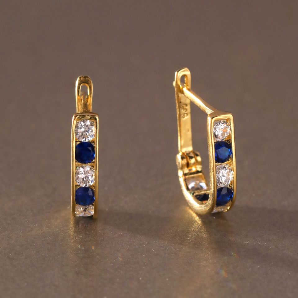 Moom Mücevherat 14 Ayar Altın Mavi Kübik Zirkon Taşlı Küpe