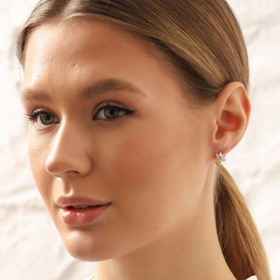 Moom Mücevherat 14 Ayar Altın Kübik Zirkon Taşlı Kelebek Küpe