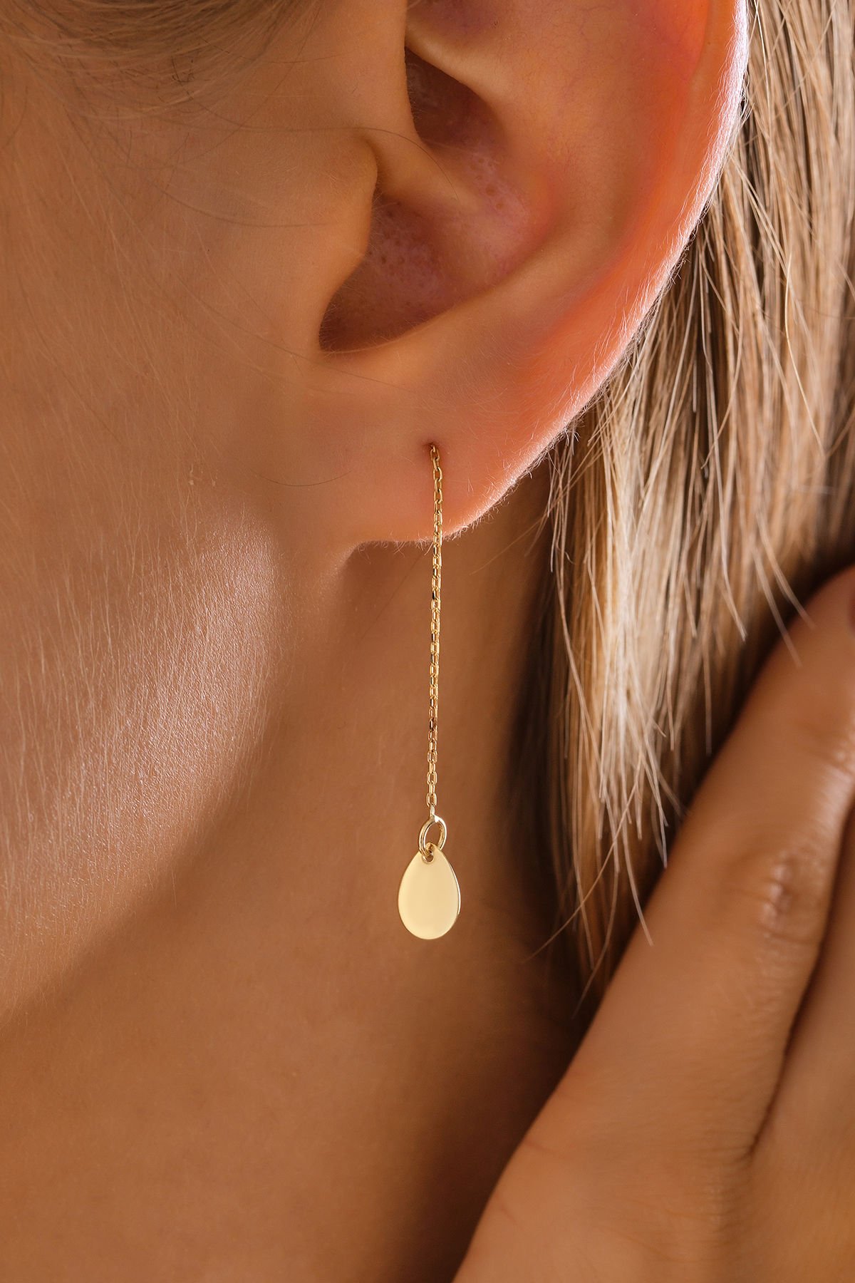 MOOM MÜCEVHERAT 14 Ayar Altın Zincir Sallantılı Damla Küpe