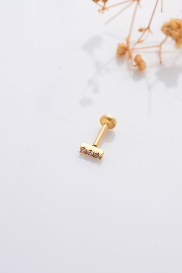 MOOM MÜCEVHERAT 14 Ayar Altın Tragus Küpe Suyolu Vidalı