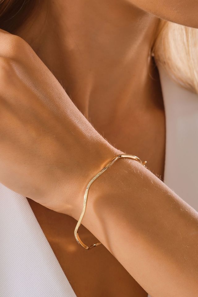 14 Ayar Altın Esli Model Kalemli Kelepçe Bilezik