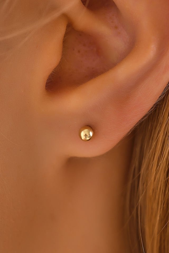 MOOM MÜCEVHERAT 14 Ayar Altın Tragus Küpe Top Vidalı