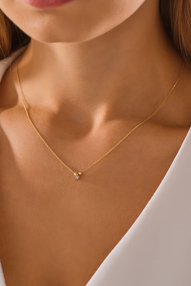 MOOM MÜCEVHERAT 14 Ayar Altın Mini Dorika Toplu Pırlanta Kolye Efektli