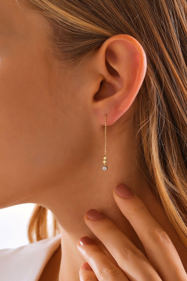 MOOM MÜCEVHERAT 14 Ayar Altın Mini Dorika Toplu Pırlanta Küpe Efektli