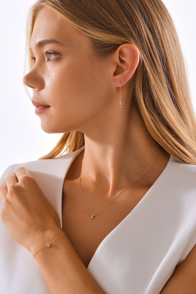 MOOM MÜCEVHERAT 14 Ayar Altın Mini Dorika Toplu Pırlanta Set Kolye Küpe Bileklik Efektli