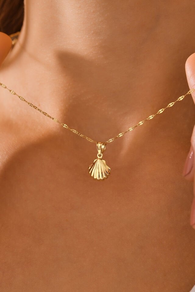 14 Ayar Altın İstiridye Kolye Ucu