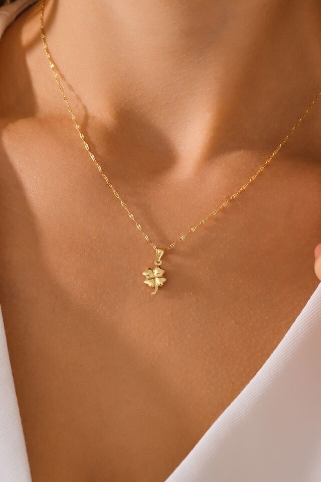 14 Ayar Altın Yonca Kolye Ucu