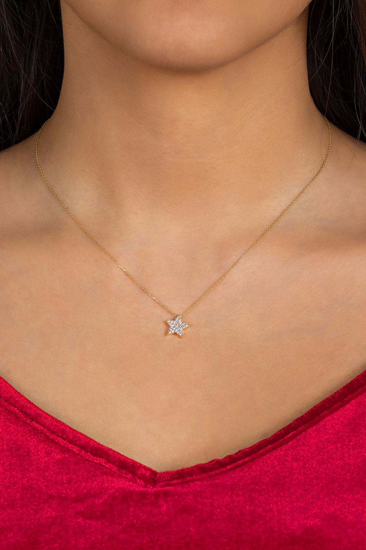 14 Ayar Altın Kolye Taşlı Yıldız Altın Kolye