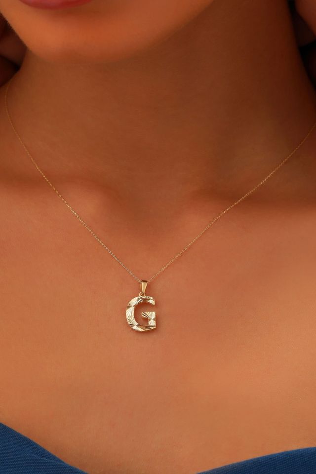 MOOM ÜCEVHERAT Kadın 14 Ayar Altın Harf Kolye A & Z Harfi Altın Kolye Zincirli Kalemli Işıltılı Desenli 42 cm G