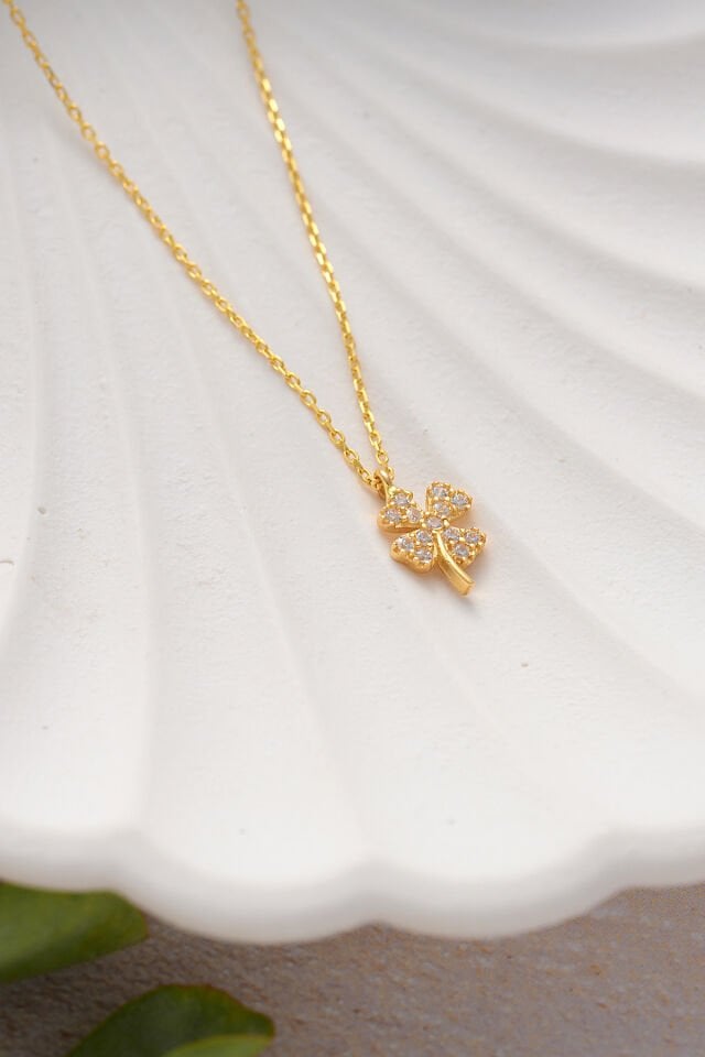 14 Ayar Altın Yonca Kolye