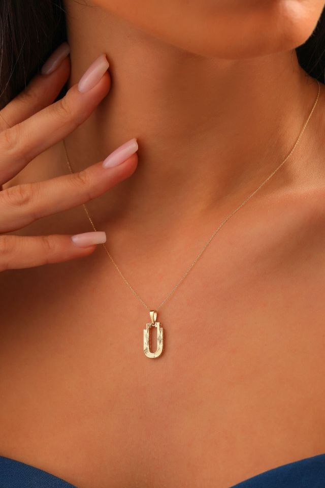 MOOM ÜCEVHERAT Kadın 14 Ayar Altın Harf Kolye A & Z Harfi Altın Kolye Zincirli Kalemli Işıltılı Desenli 42 cm Ü