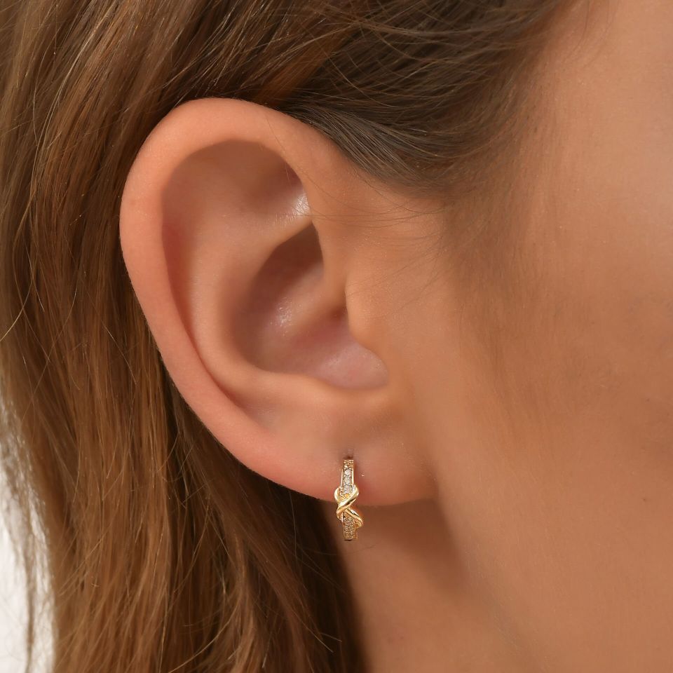 MOOM MÜCEVHERAT Kadın 14 Ayar Altın Küpe Minimalist Zirkon Taşlı Modern Halka Altın Küpe 11.5 mm