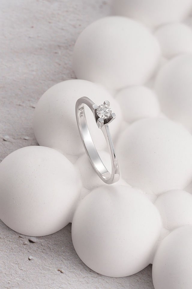 MOOM MÜCEVHERAT 14 Ayar Altın Pırlanta Dört Tırnak Tektaş Yüzük (Tüm Ölçüler Mevcuttur)