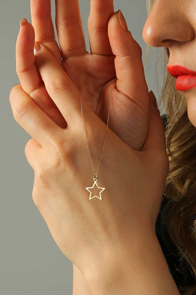 Kadın 14 Ayar Altın Yıldız Kolye